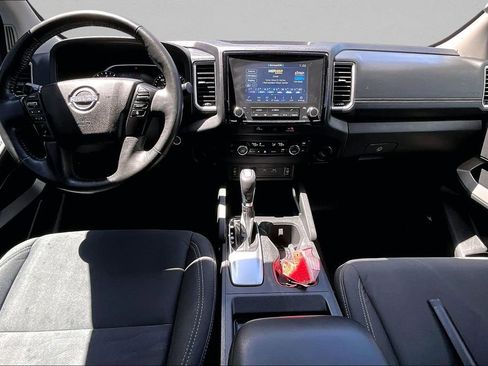 Used 2024 Nissan Frontier SV w/ SV Convenience Package RWD image 9