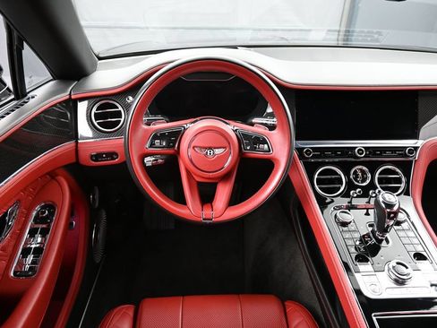 Certified 2022 Bentley Continental GT AWD/4WD image 19