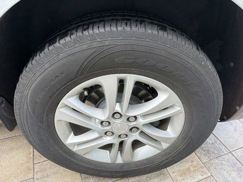 Used 2021 Buick Enclave Essence w/ Sound and Sites Package FWD image 36