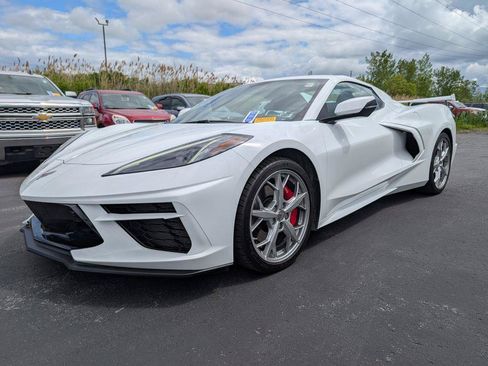 Used 2023 Chevrolet Corvette Stingray Premium Conv w/ Z51 Performance Package RWD image 5