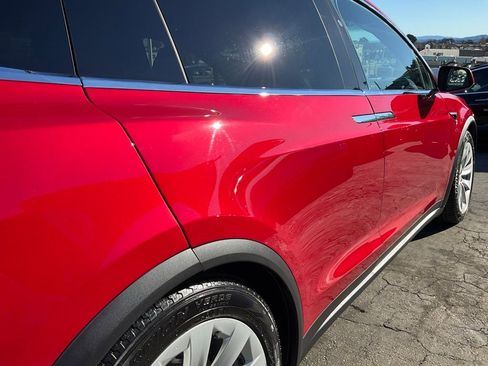 Used 2017 Tesla Model X 75D image 99