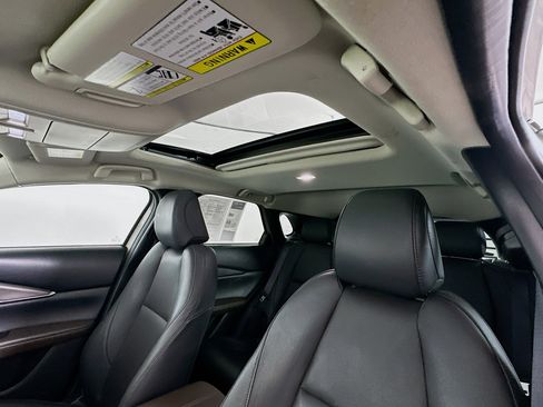 Used 2024 MAZDA CX-30 AWD 2.5 S w/ Premium Package image 26