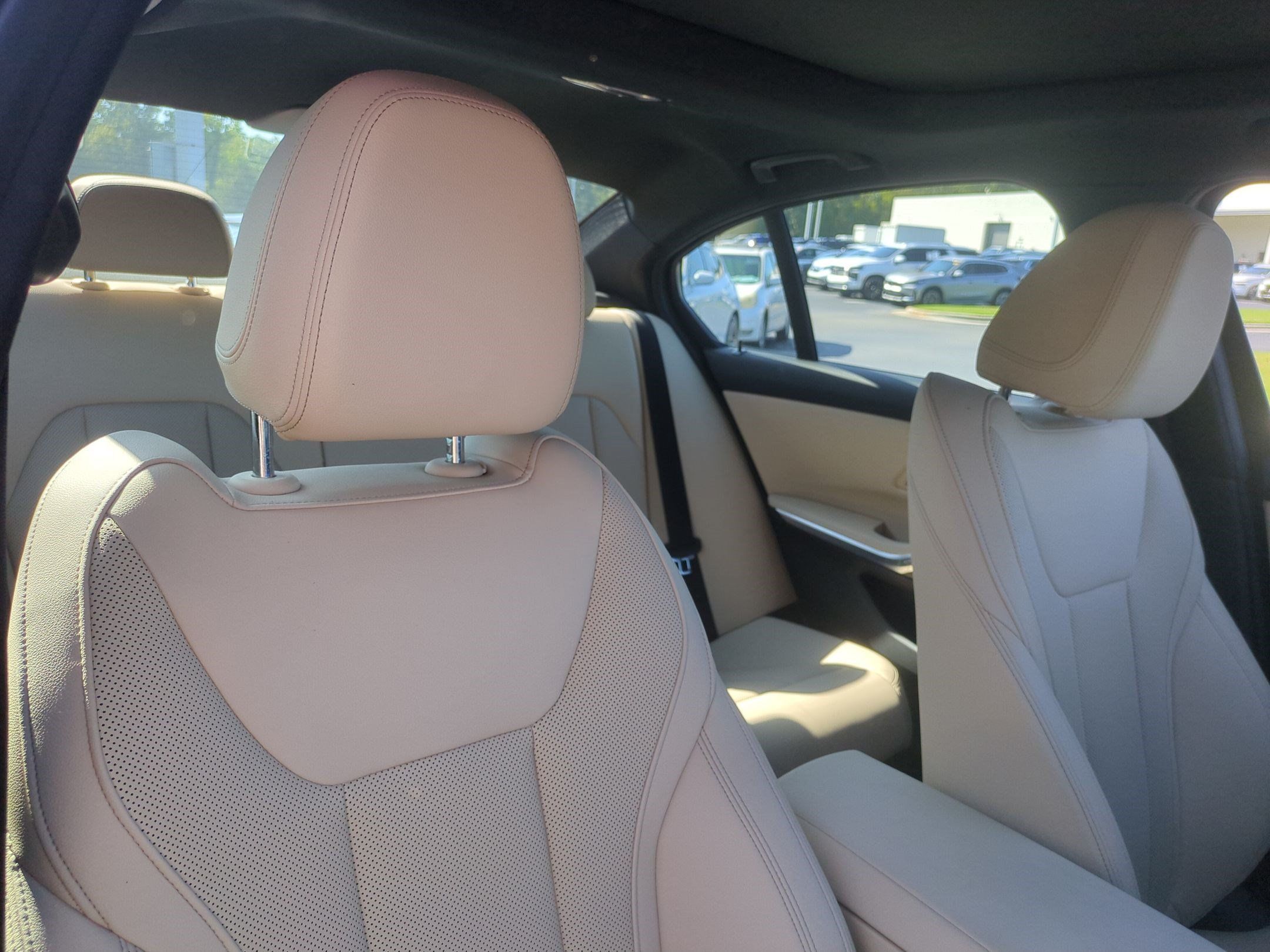 Certified 2023 BMW 330e w/ Premium Package RWD image 32