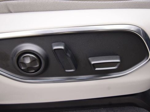 New 2026 Jeep Grand Wagoneer Limited image 19