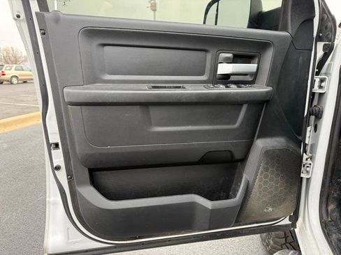 Used 2019 RAM 2500 Tradesman w/ Safety Group image 27