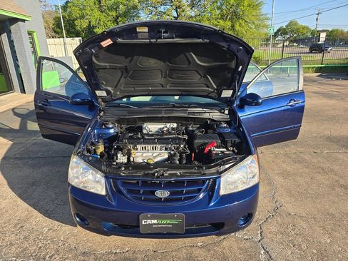 Used 2006 Kia Spectra EX image 38