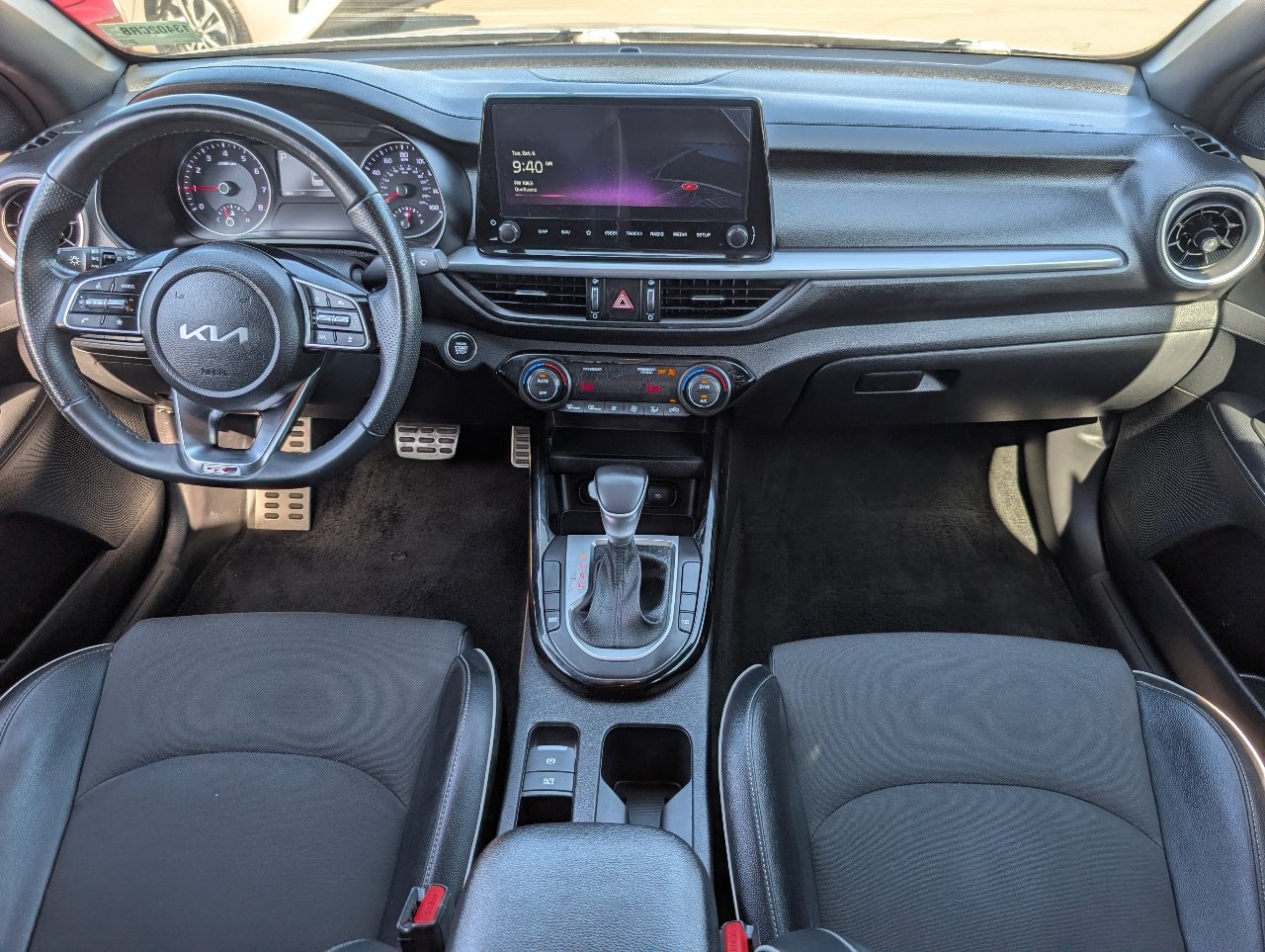 Used 2023 Kia Forte GT-Line w/ GT-Line Technology Package FWD image 4