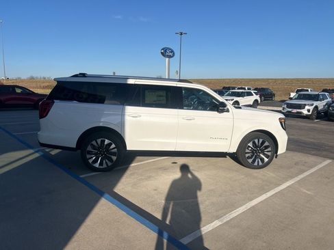 New 2025 Ford Expedition Max Platinum w/ Platinum Ultimate Package image 6