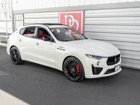 Used 2022 Maserati Levante Modena S image 59