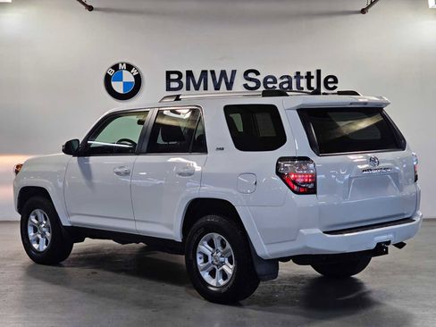 Used 2019 Toyota 4Runner SR5 Premium image 4