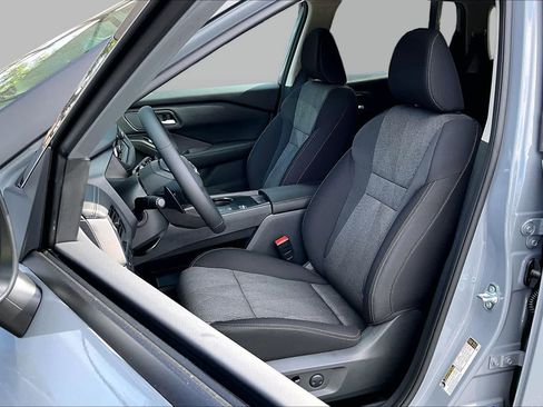 New 2026 Nissan Rogue SV FWD image 9