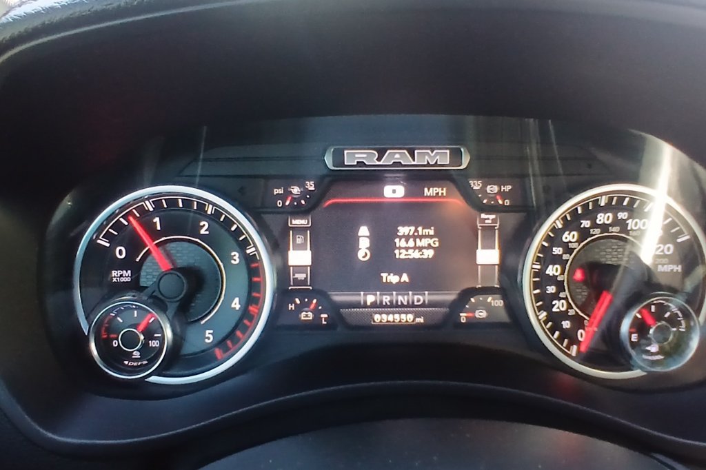 Used 2022 RAM 2500 Laramie w/ Night Edition AWD/4WD image 16