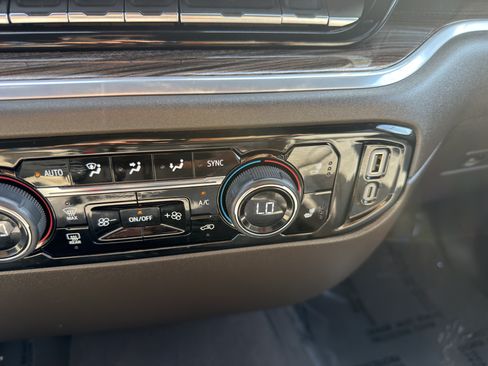Used 2026 Chevrolet Silverado 1500 RST RWD image 38