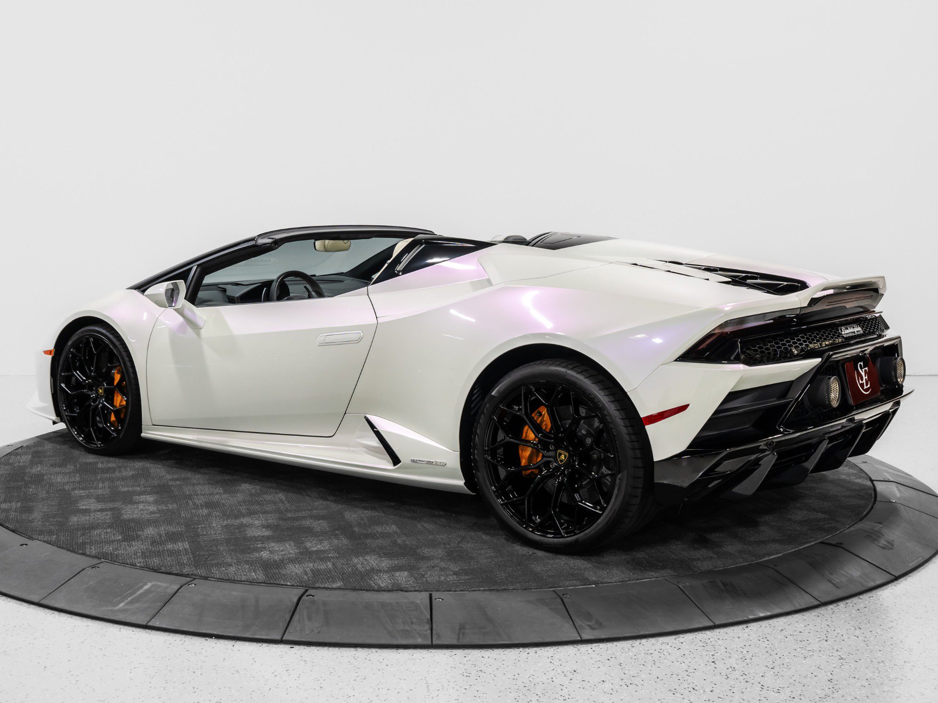 Used 2024 Lamborghini Huracan EVO AWD/4WD image 5