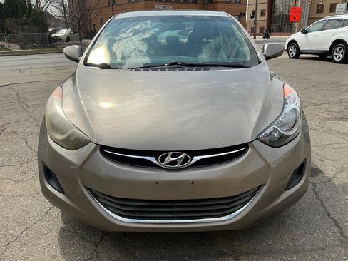 Used 2013 Hyundai Elantra GLS image 8