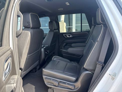 Used 2024 Chevrolet Tahoe Premier RWD image 10