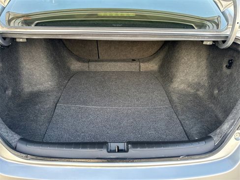 Used 2020 Honda Accord Sport image 12