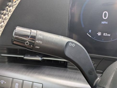 Used 2024 Hyundai Kona Limited image 29