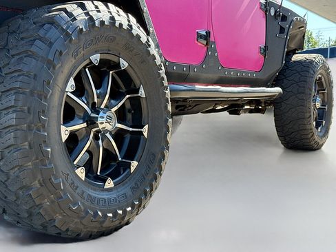 Used 2015 Jeep Wrangler Unlimited Sport w/ Quick Order Package 24S AWD/4WD image 15