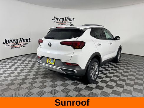 Used 2023 Buick Encore GX Essence w/ Experience Buick Package image 7