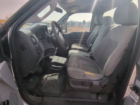 Used 2015 Ford F350 XL image 2