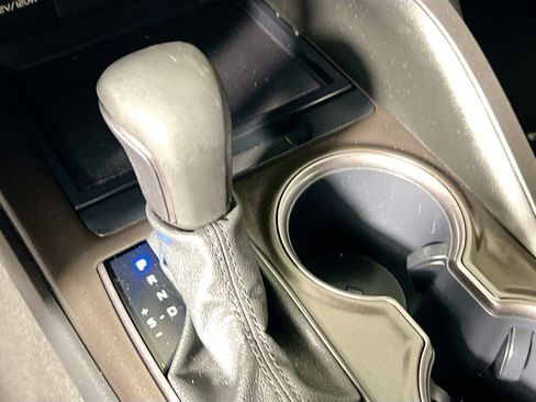 Used 2023 Toyota Camry SE FWD image 23