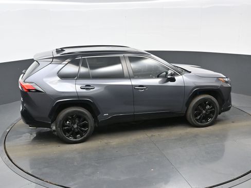 Used 2022 Toyota RAV4 XSE image 42