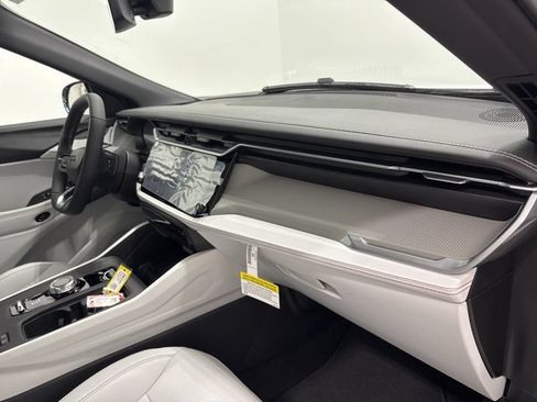 New 2026 Jeep Cherokee Limited AWD/4WD image 17
