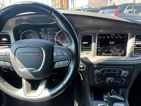 Used 2023 Dodge Charger SXT RWD image 12