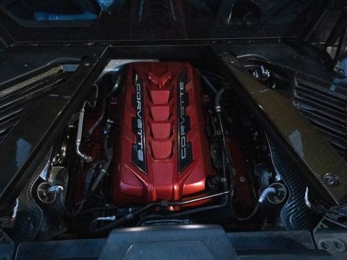 Used 2020 Chevrolet Corvette Stingray Premium Cpe w/ 3LT Preferred Equipment Group image 43