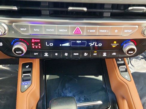 Used 2023 Kia Telluride SX X-Line AWD/4WD image 19