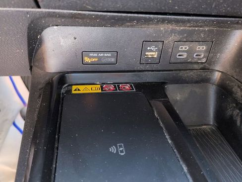 Used 2025 Toyota Camry LE FWD image 24
