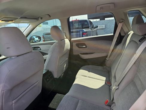 Used 2021 Nissan Rogue SV FWD image 10