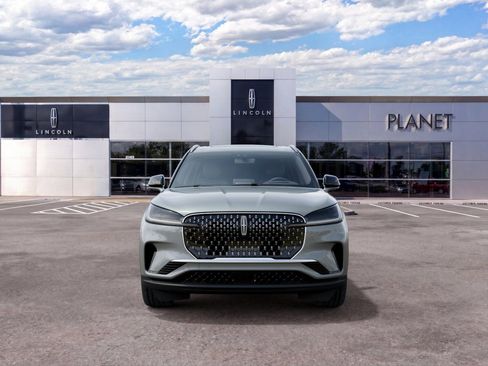 New 2027 Lincoln Aviator Reserve RWD image 3