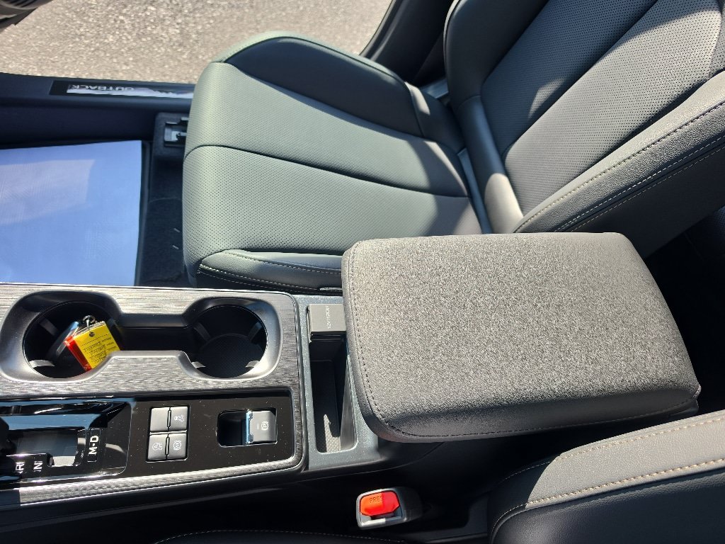 New 2026 Subaru Outback Limited AWD/4WD image 40