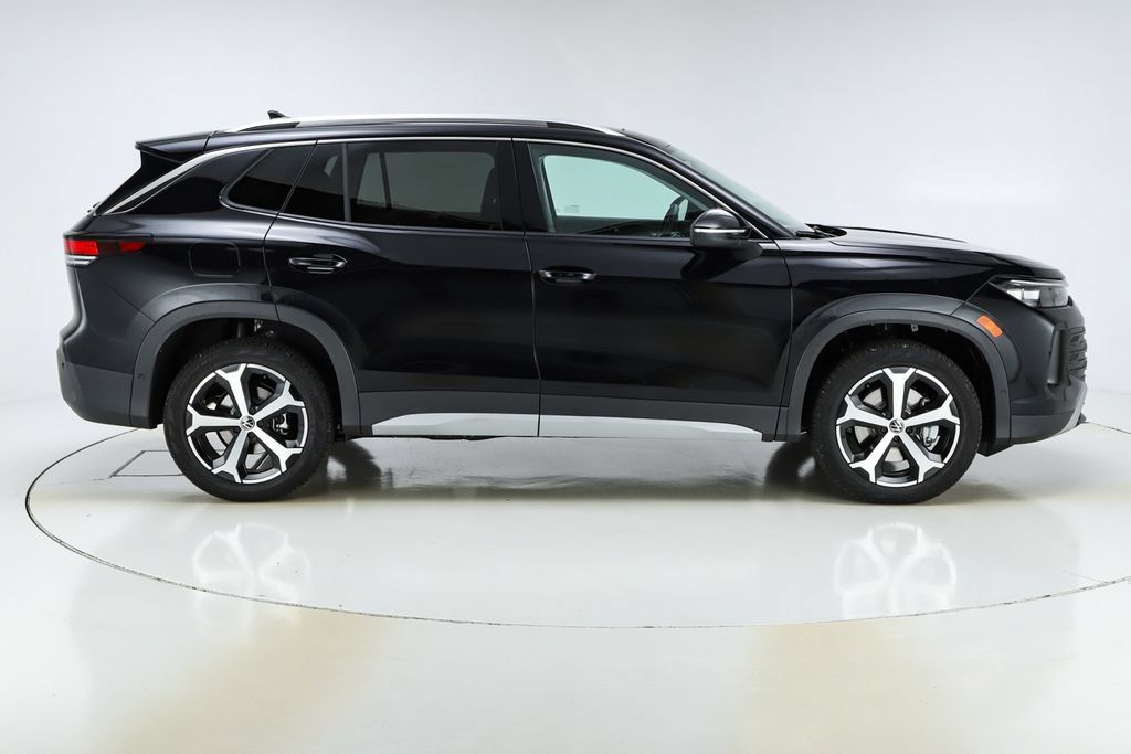 New 2026 Volkswagen Tiguan SE AWD/4WD image 10
