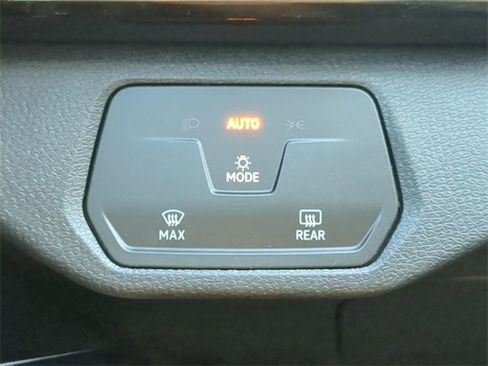 Certified 2021 Volkswagen ID.4 Pro w/ ID.4 Protection Package image 26