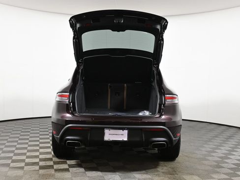 Used 2026 Porsche Macan AWD/4WD image 43