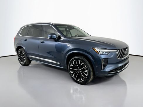 New 2026 Volvo XC90 T8 Ultra w/ Protection Package Premier AWD/4WD image 3