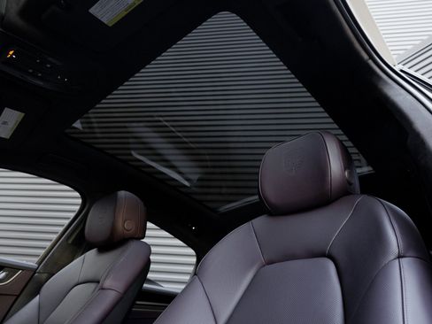 New 2025 Porsche Cayenne Turbo image 15