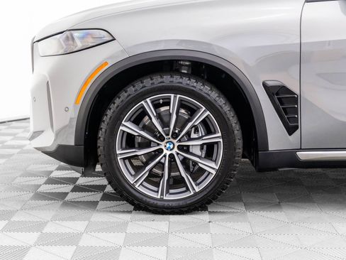 Certified 2025 BMW X5 xDrive40i w/ Parking Assistance Package image 35
