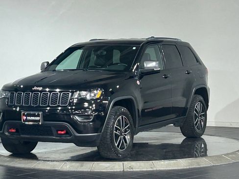 Used 2019 Jeep Grand Cherokee Trailhawk AWD/4WD image 5