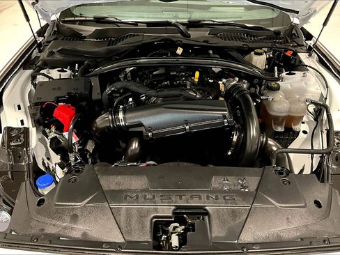 Used 2025 Ford Mustang Premium RWD image 28