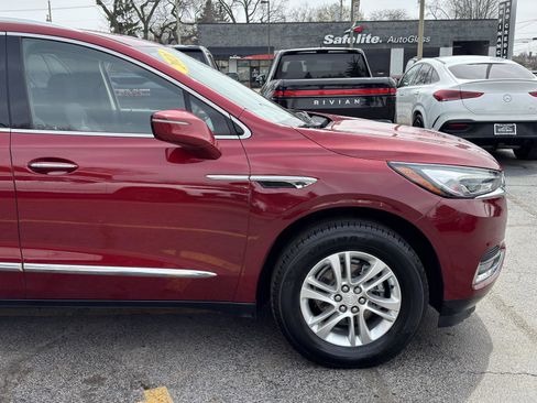Used 2021 Buick Enclave Preferred FWD image 12