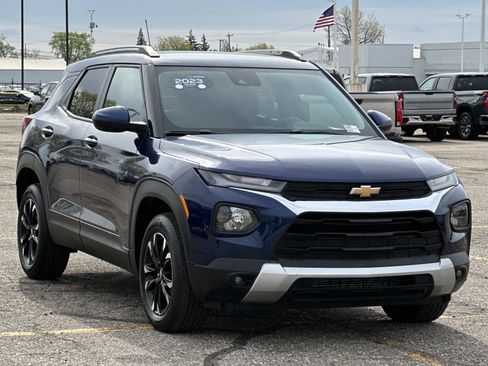 Certified 2023 Chevrolet TrailBlazer LT w/ Convenience Package AWD/4WD image 6