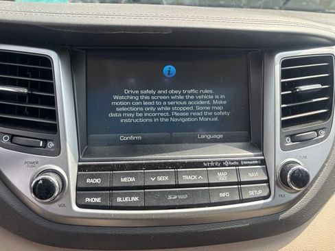 Used 2017 Hyundai Tucson Limited w/ Limited Ultimate Package 03 AWD/4WD image 7