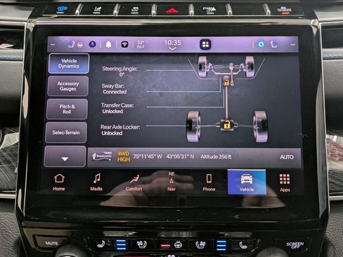 Used 2023 Jeep Grand Cherokee Trailhawk image 13