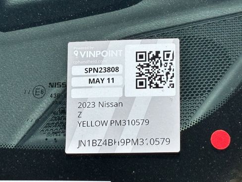 Used 2023 Nissan Z w/ Floor Mat Package (L93) RWD image 31