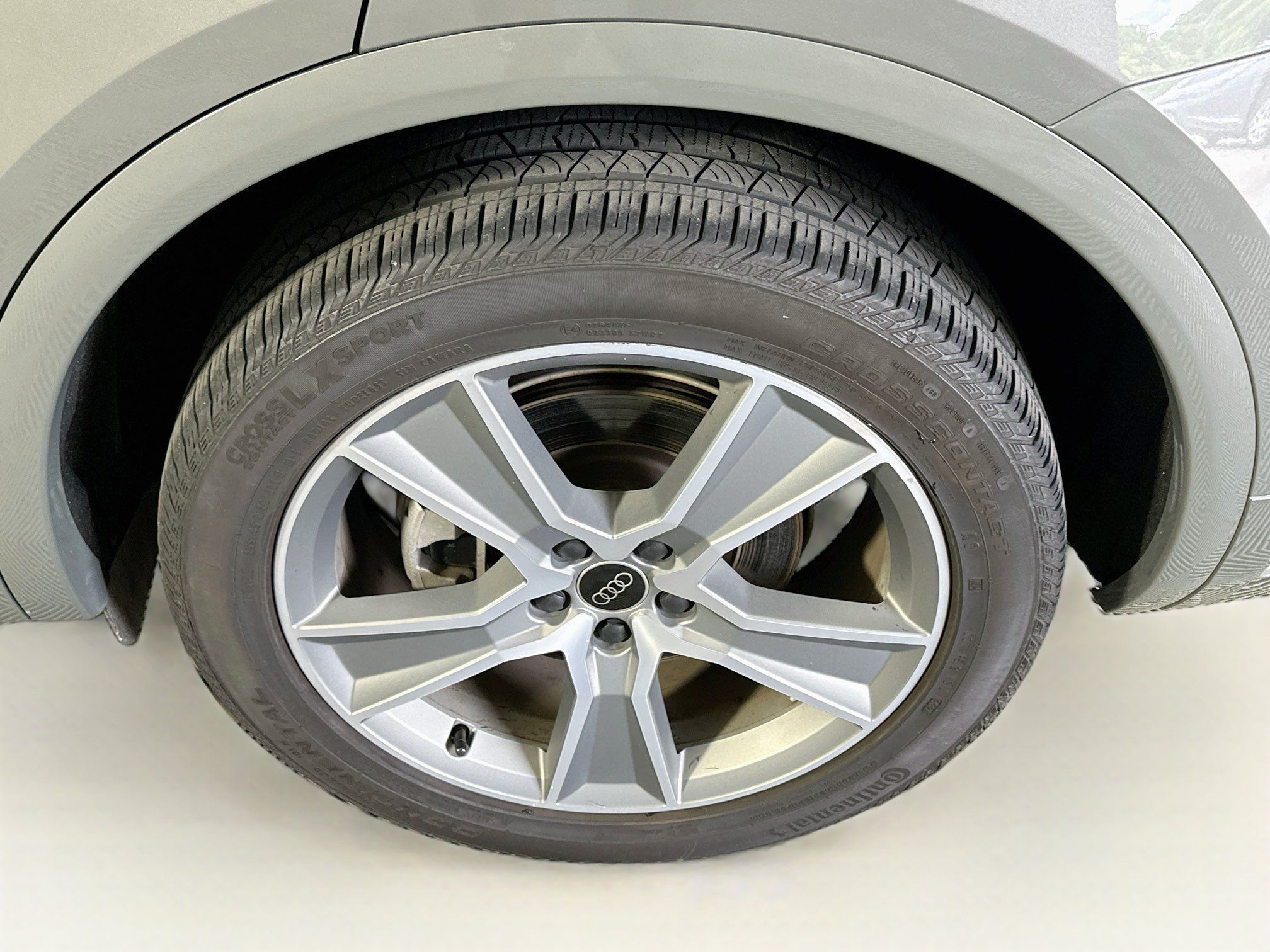Used 2025 Audi Q5 2.0T Premium AWD/4WD image 11