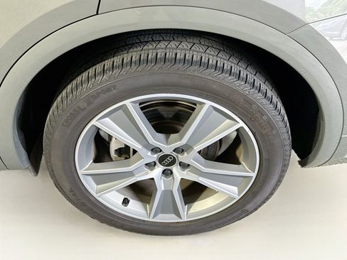 Used 2025 Audi Q5 2.0T Premium AWD/4WD image 11